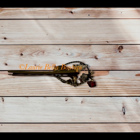 Hummingbird Bobby-pins Set - Picture 2 of 2